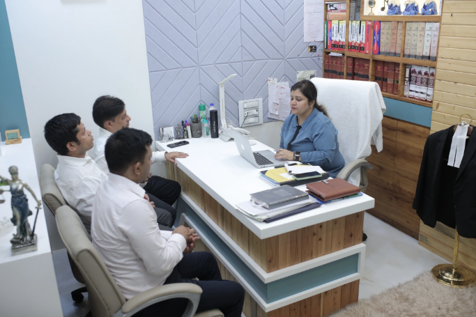 Best Advocate in Navi Mumbai | How to Choose the Right Lawyer